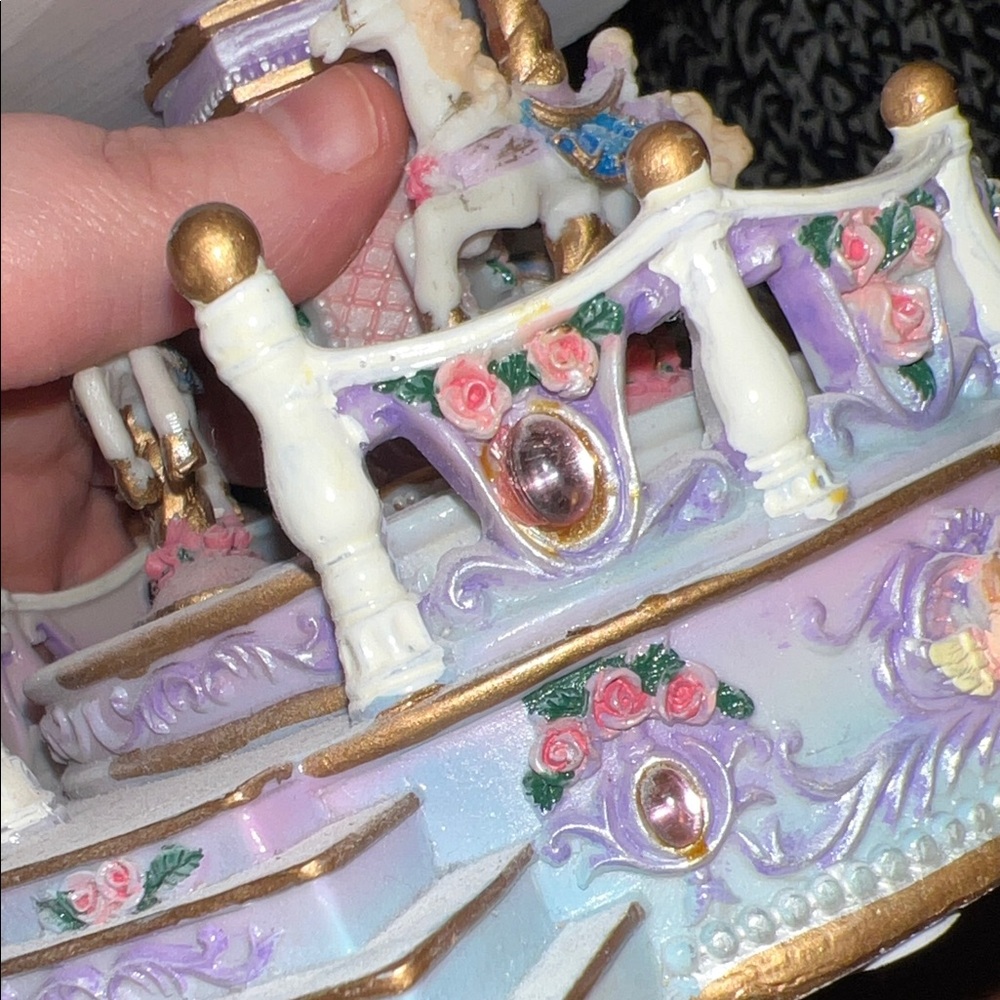Stunning Pastel Carousel Music Box - Picture 9 of 10